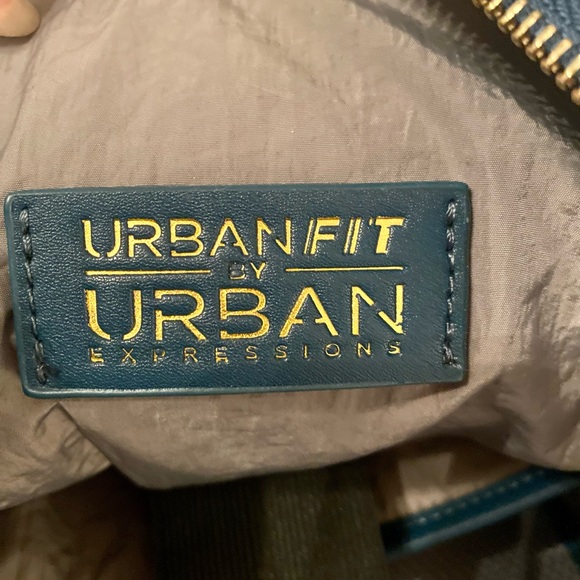 Urban Expressions NWOT Weekender Gym/Overnight Teal Blue Tote Bag - Picture 4 of 14